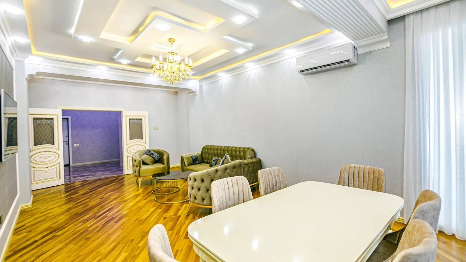 Vip Luxury Apartment In City Center, Baku